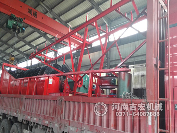 螺旋洗石機(jī)、移動輸送機(jī)發(fā)往東北