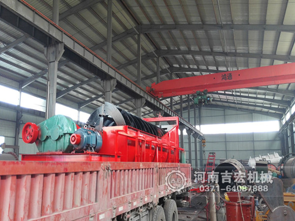螺旋洗石機(jī)、移動輸送機(jī)發(fā)往東北