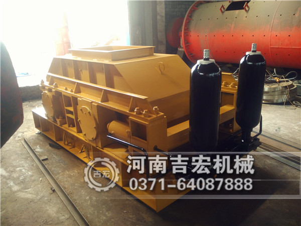 大型石頭破碎細(xì)碎機(jī)型號參數(shù)廠家介紹！