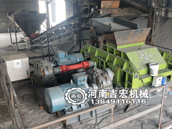 赤鐵礦破碎機(jī)規(guī)格型號及技術(shù)參數(shù)簡介
