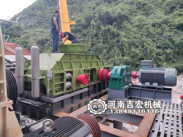 破碎礦石的破碎機(jī)多少錢(qián)一臺(tái),哪里有賣(mài)的？