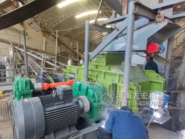 時(shí)產(chǎn)5-10噸制砂剛需？400×400對輥機(jī)完美匹配,投產(chǎn)即回本！