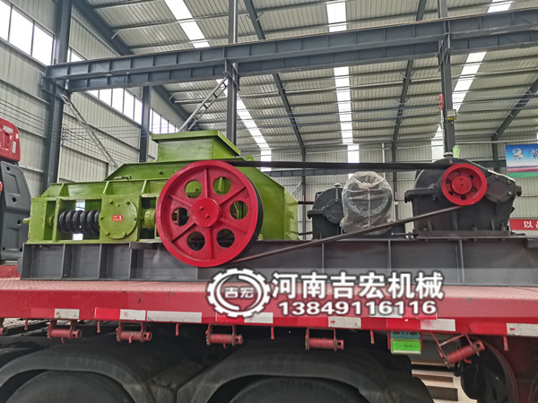 破碎柏油路的設(shè)備叫什么,為什么不選用其他設(shè)備？
